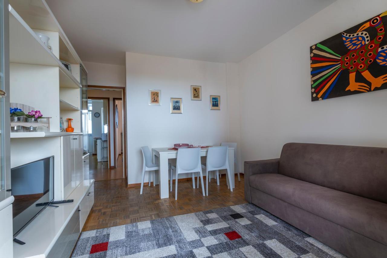 Zia Dina Apartment Pasian di Prato Luaran gambar