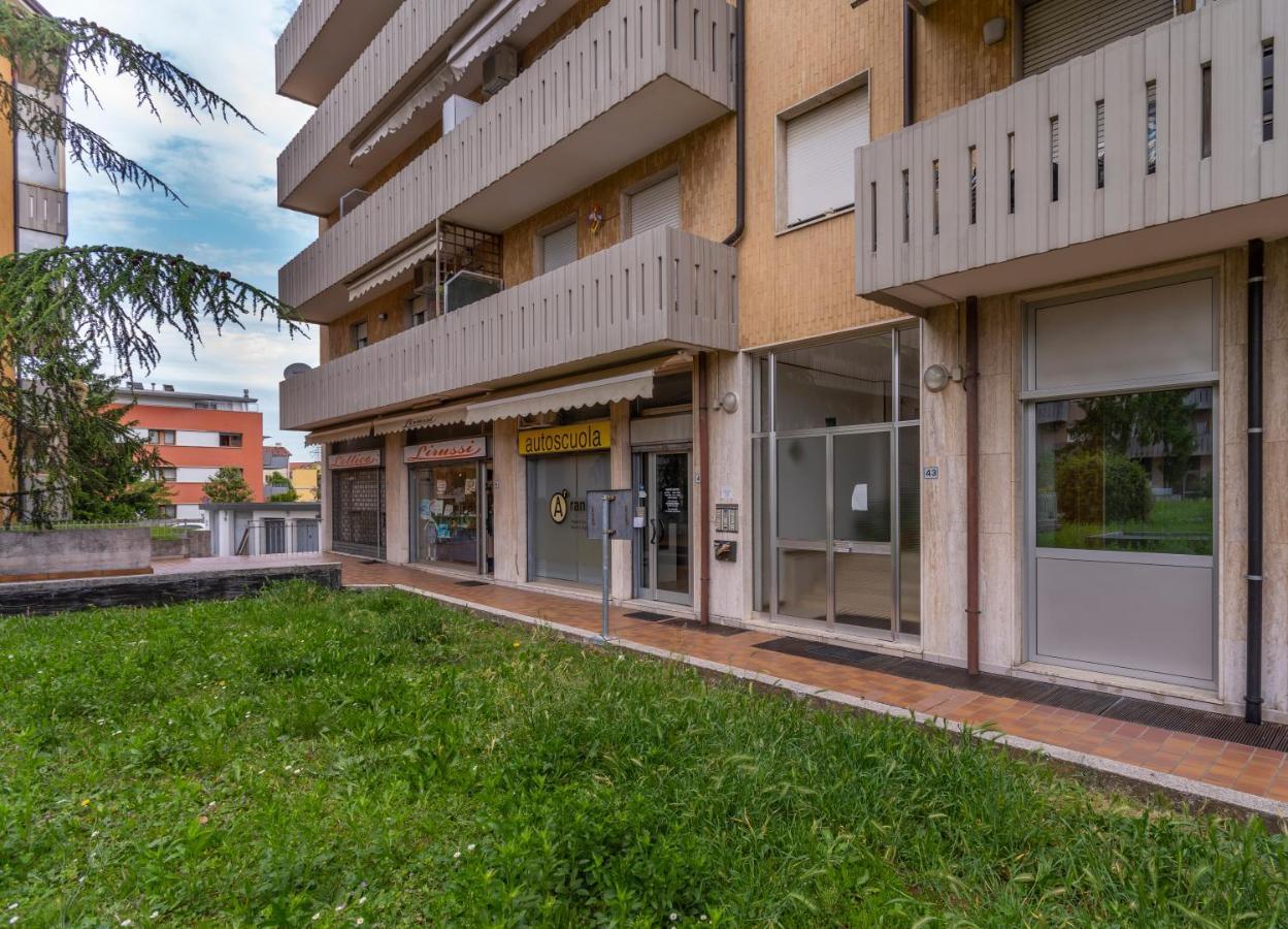 Zia Dina Apartment Pasian di Prato Luaran gambar